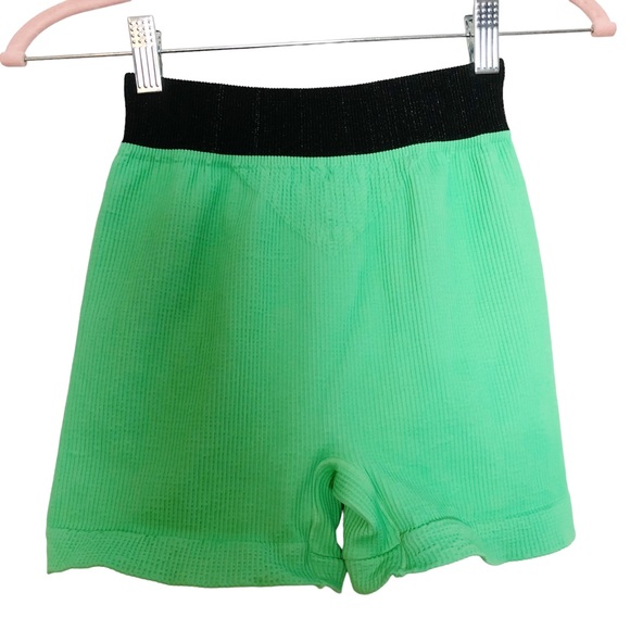 NWT Free People FP Movement Seamless Short in Fresh Cut Size Medium/Large (M/L) - Picture 3 of 14